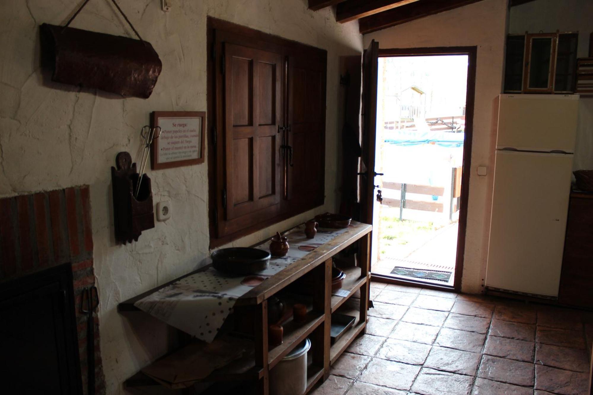 La Chimenea De Soria I Y I I Konuk evi Espeja de San Marcelino Dış mekan fotoğraf