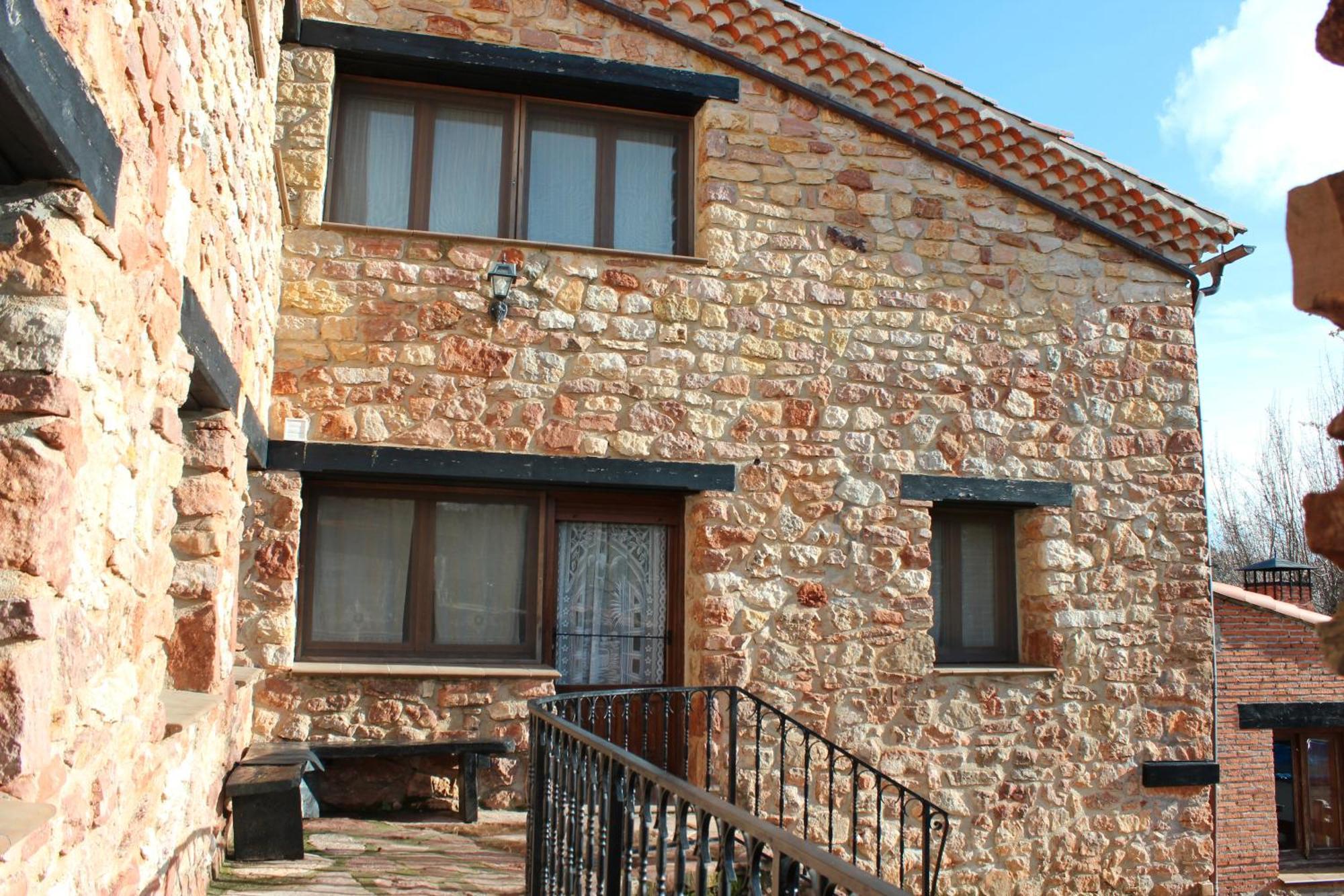 La Chimenea De Soria I Y I I Konuk evi Espeja de San Marcelino Dış mekan fotoğraf