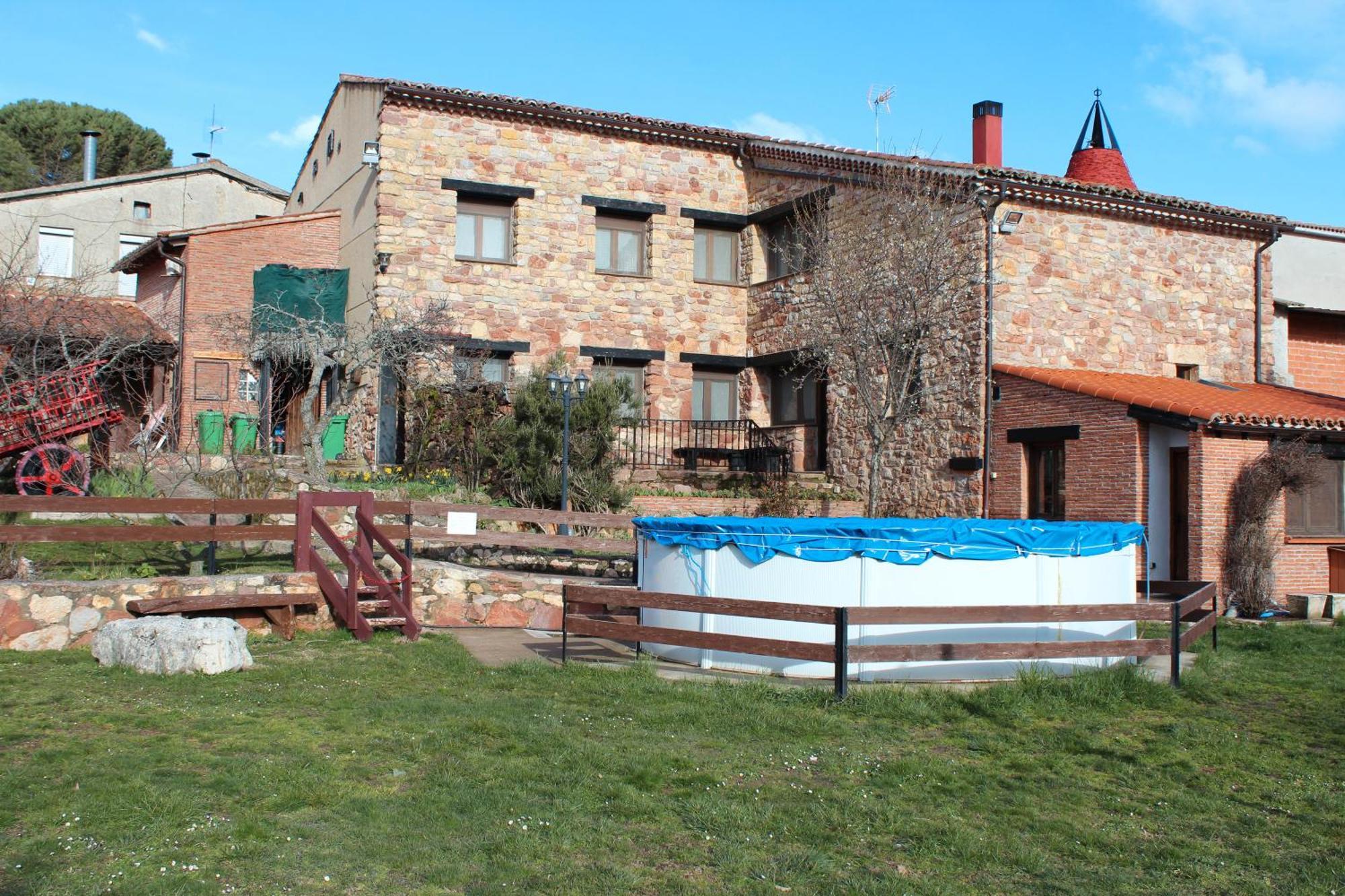 La Chimenea De Soria I Y I I Konuk evi Espeja de San Marcelino Dış mekan fotoğraf